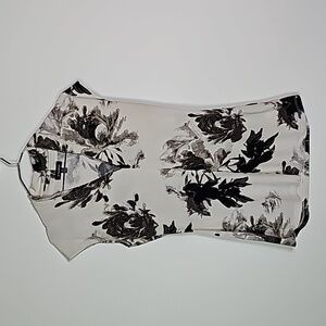 LE chateau small floral design short sleeve shirt